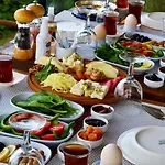 فندق مبيت وإفطار Payam Butik 4*